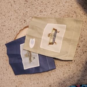 Mariasch Studios New York Set of 2 Bathtub Design Linens Blue & Beige